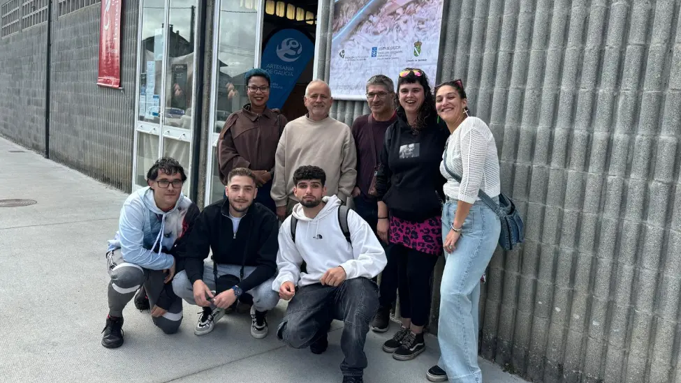 Los alumnos de la Escuela Taller Perix X participan en un encuentro internacional de tornería en Lugo