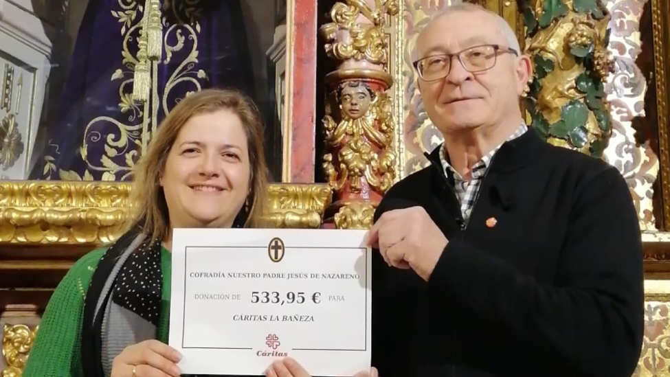 Éxito de la “Chocolatada Solidaria” en La Bañeza: la Cofradía de Jesús Nazareno recauda más de 500€ para Cáritas