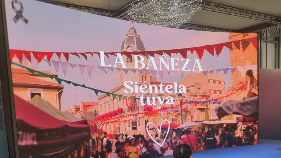 La Bañeza busca conquistar en FITUR con su nueva campaña turística “La Bañeza, siéntela tuya”