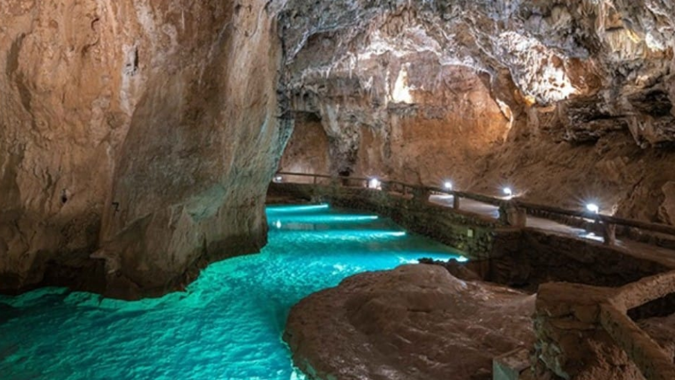 Las Montañas de León, finalistas de los IV Premios de los Lectores de Viajes National Geographic