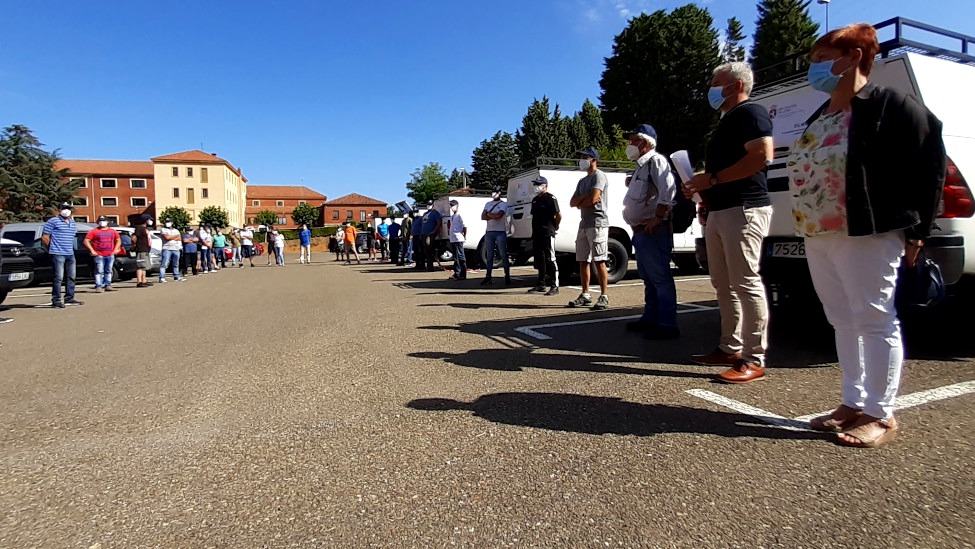 Momento de la recepción oficial de las brigadas.