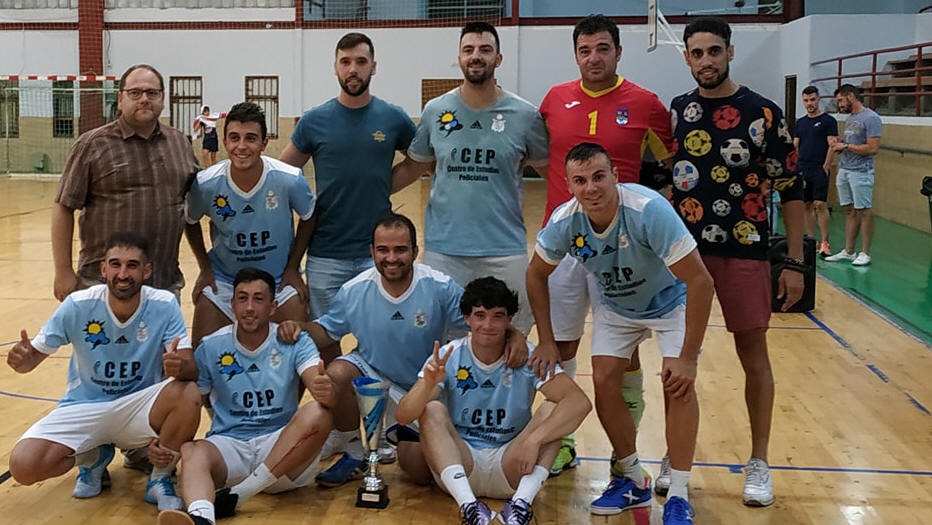 Equipo de Café Torero, campeón senior