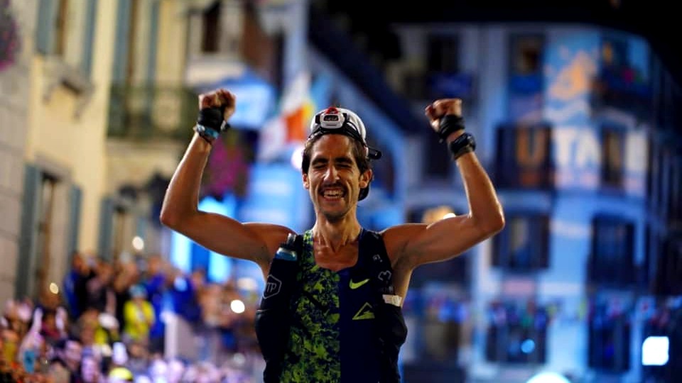 Villa entrando en meta. Foto Jose Miguel Muñoz