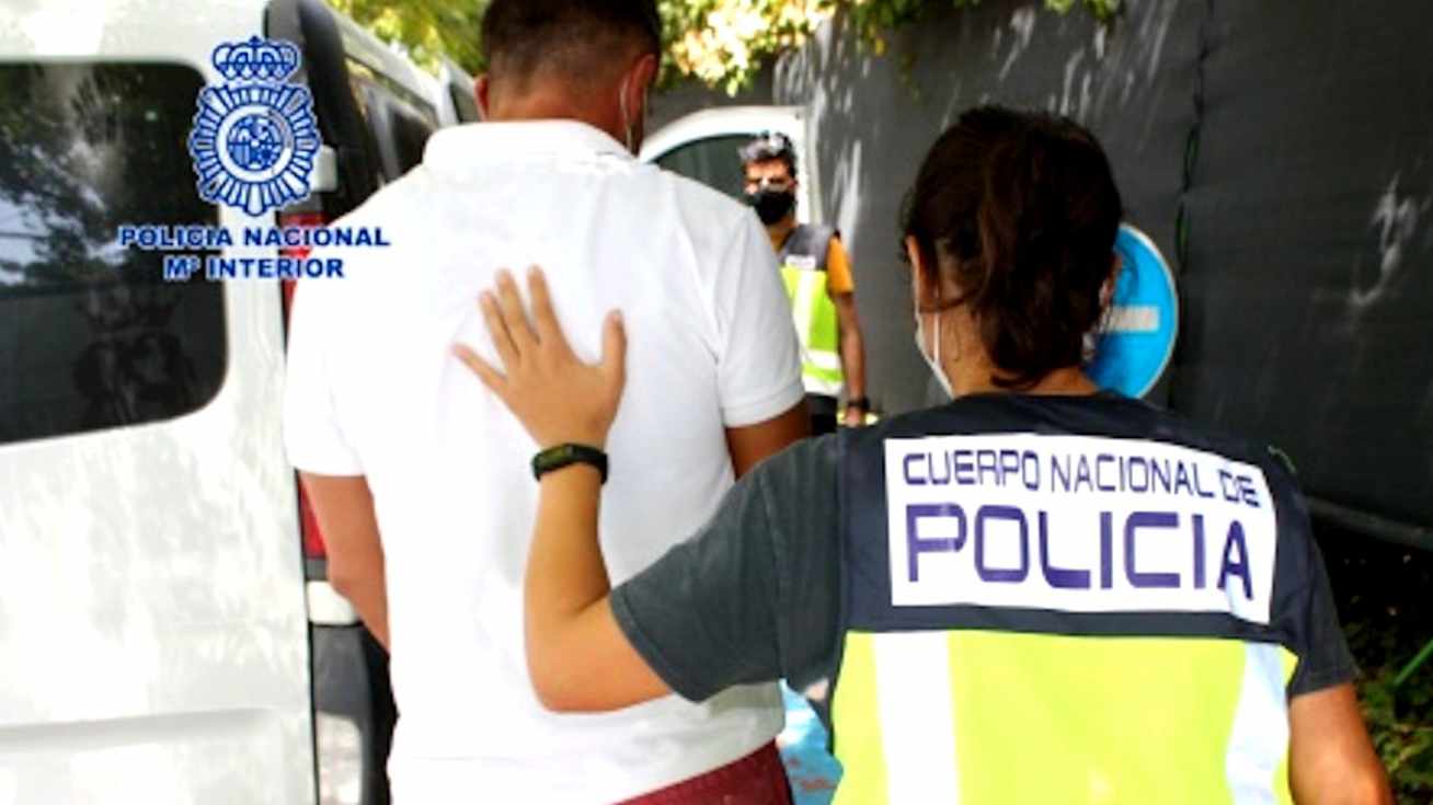 Imagen de una detención. Foto archivo Policía Nacional