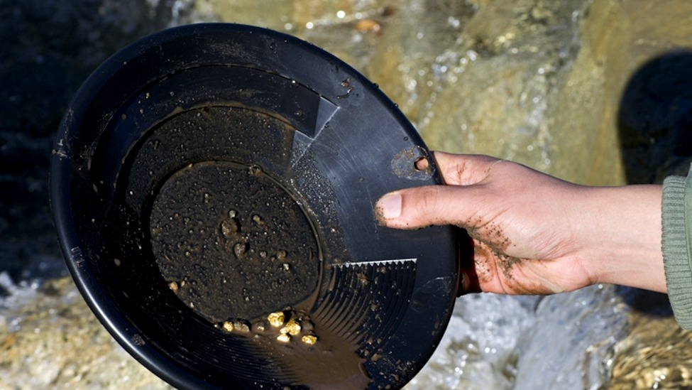 Un taller de bateo de oro en La Bañeza para celebrar el Día de la Ruta Vía de la Plata