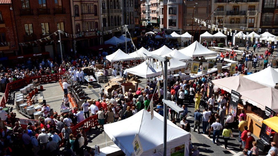 La Feria Agroalimentaria llenará La Bañeza desde el viernes con juegos, sabores y talleres para todos
