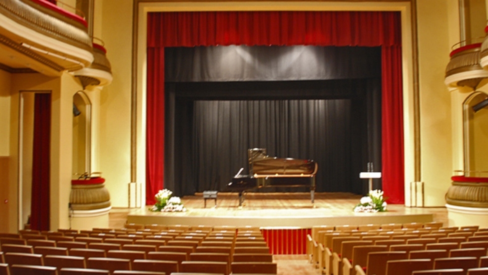 La Bañeza acoge un recital del pianista Fernando Pariente dentro del Ciclo Compositores leoneses