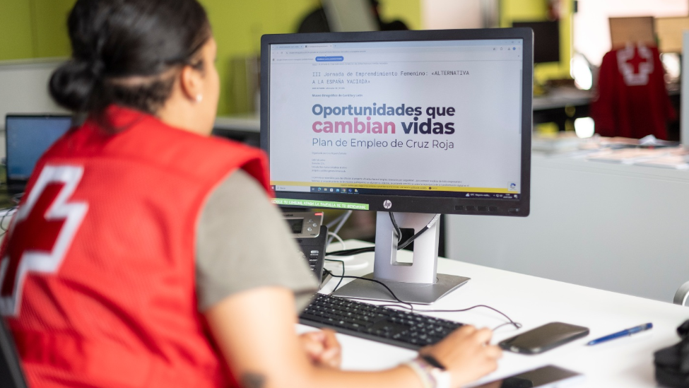 Cruz Roja y León Es Comercio reivindican el talento sin etiquetas en el acceso al mercado laboral