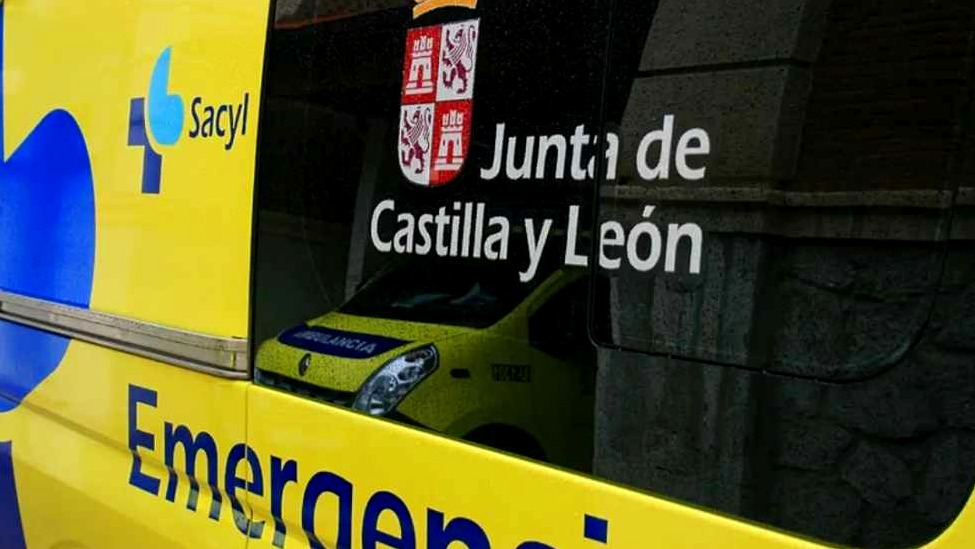 Accidente en Santa María del Páramo: un herido con un golpe en la cabeza