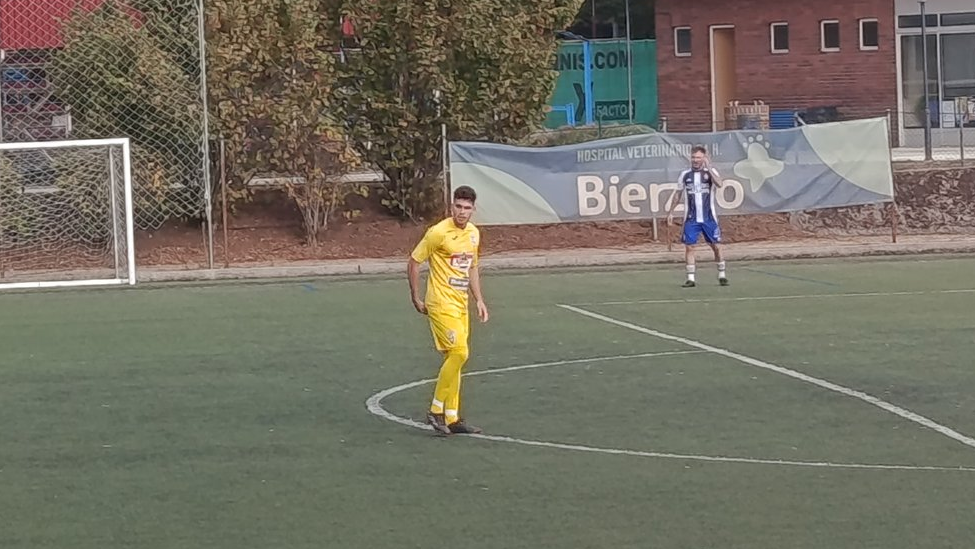 Derrota dolorosa en Ponferrada: La Bañeza FC cae ante el filial blanquiazul