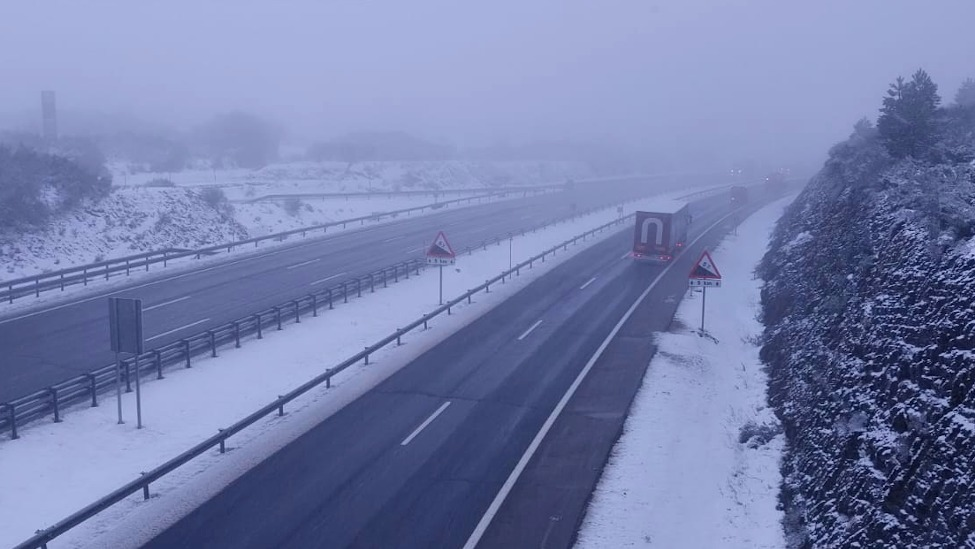 La Delegación del Gobierno activa la fase de alerta por nevadas en carreteras de León
