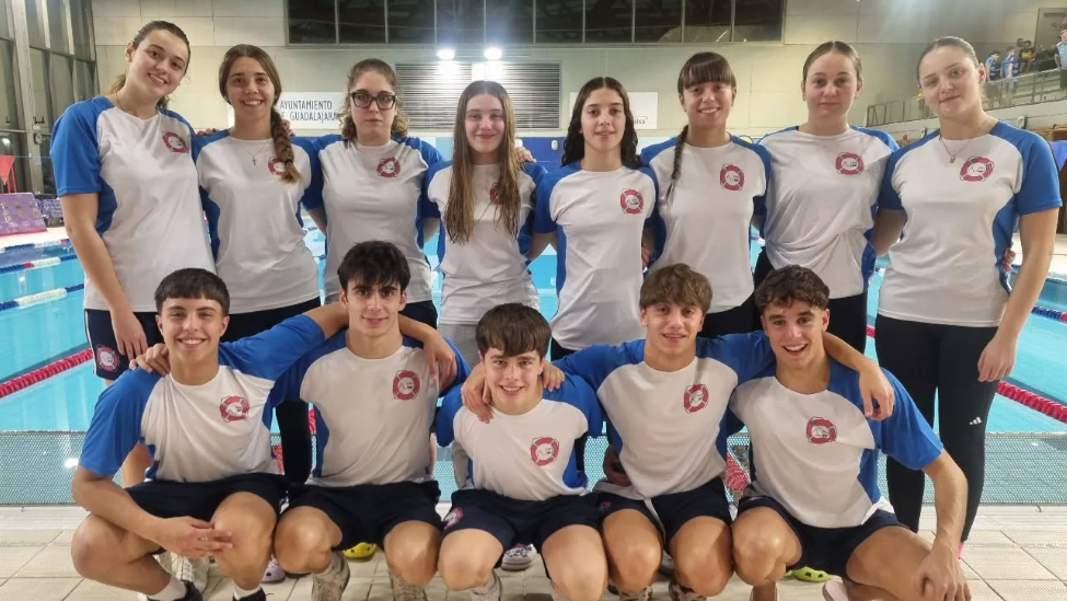 El C.D. SOS La Bañeza inicia la temporada Nacional con ochos podios individuales y cuatro en relevos