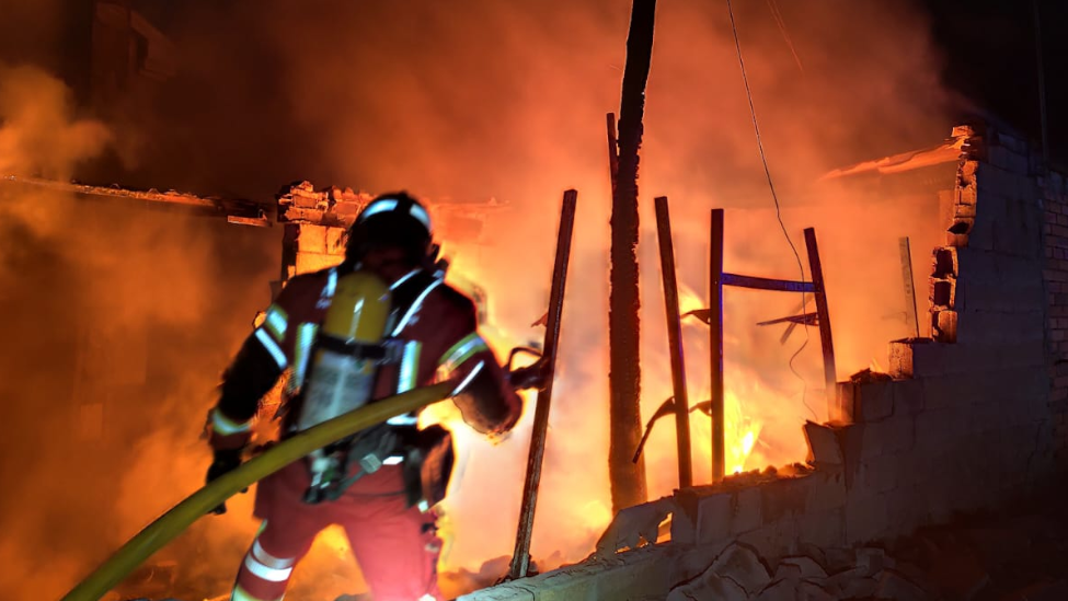 Extinguen un incendio en una vivienda de Astorga