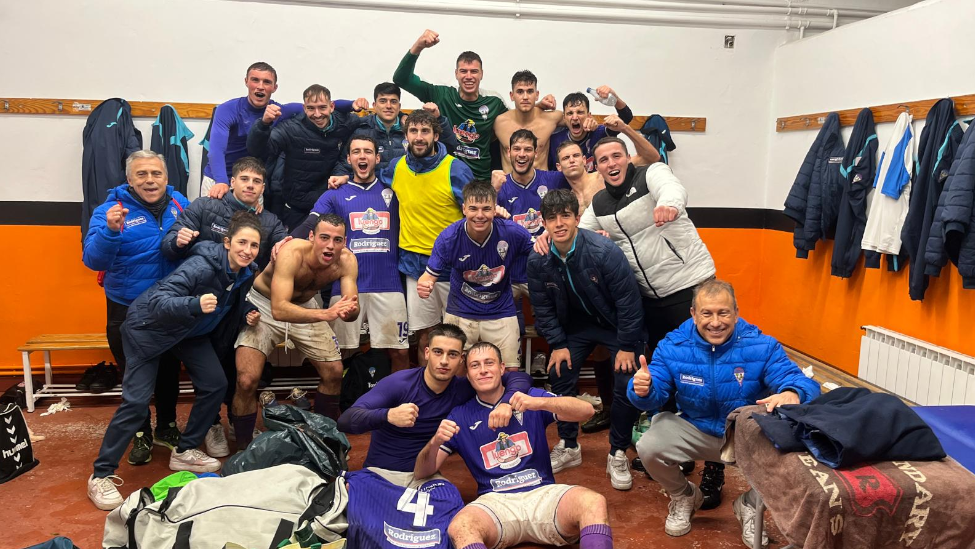 La Bañeza FC consigue su tercera victoria consecutiva a pesar de jugar con uno menos