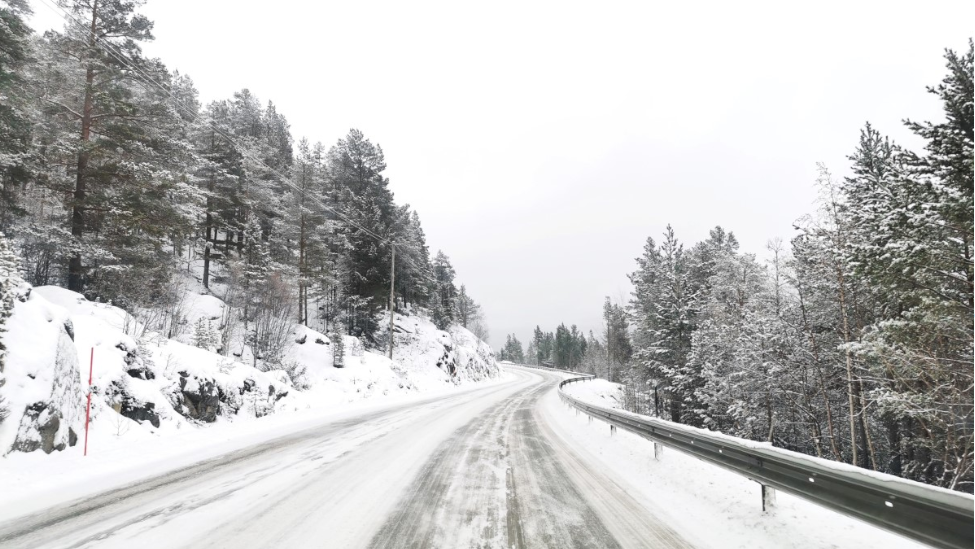 La DGT avisa ante la probabilidad de nieve en las carreteras leonesas de extremar precauciones