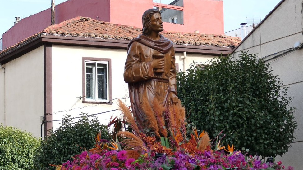 La Cofradía de Jesús Nazareno de La Bañeza conmemora el 50 Aniversario del San Juan Camino del Calvario con una exposición