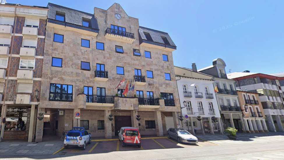 Bembibre aprueba la moción por la autonomía de la Región Leonesa